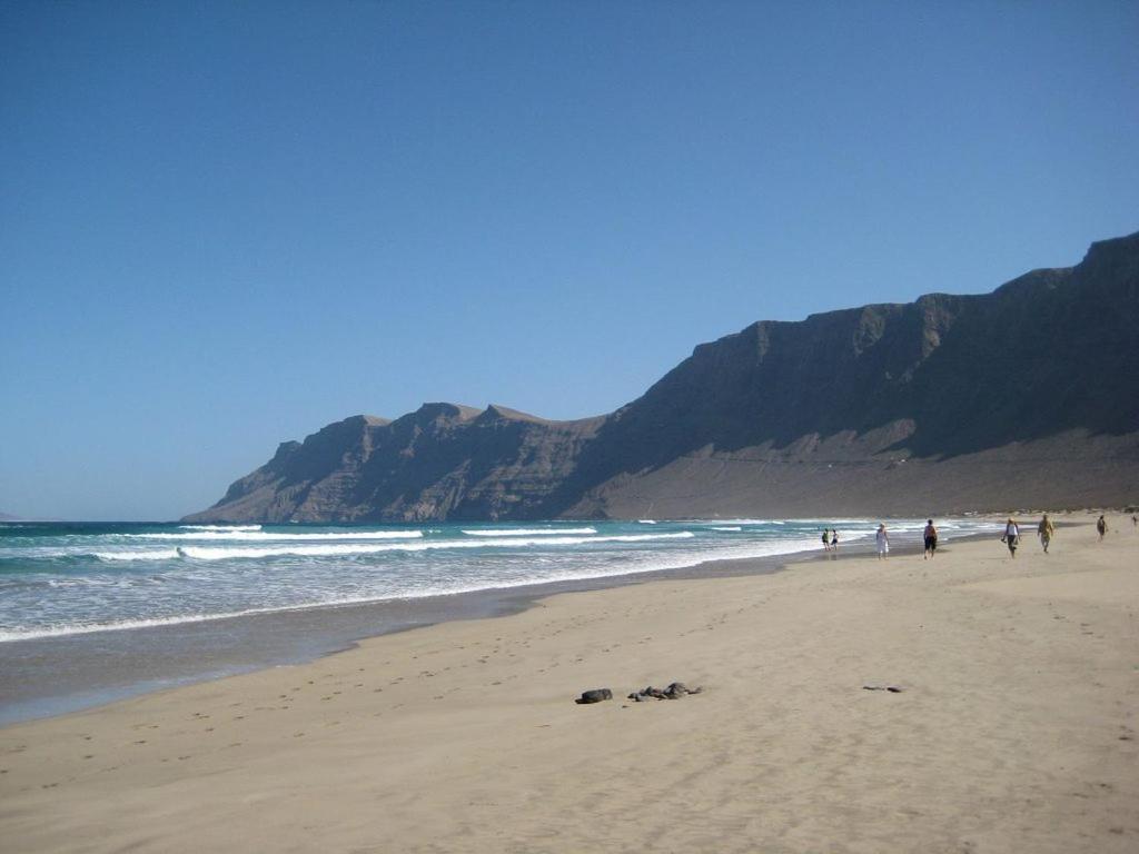 Casa Beatriz Apartment Famara Luaran gambar